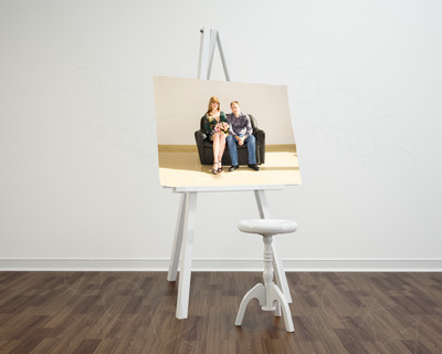 Фотокартина на холсте 60х40см «На диване» — фото