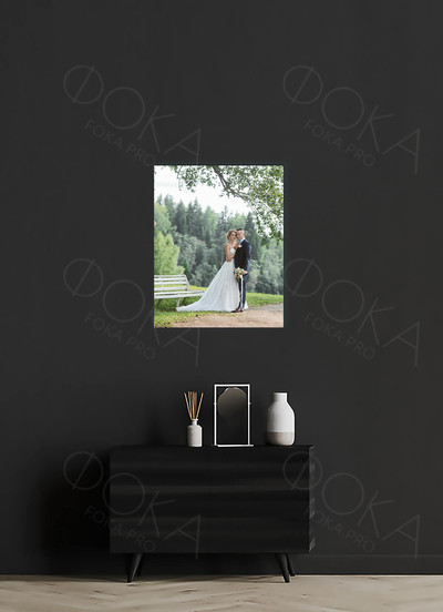 Фотокартина на холсте 50х80см «Молодожены в березовой роще» — фото