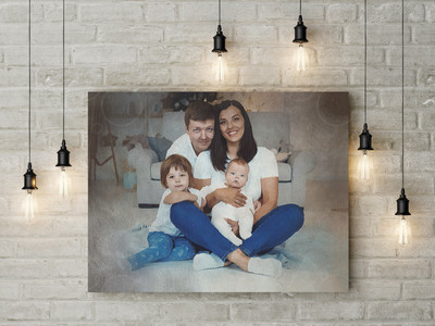 Фотокартина 40х30см на подрамнике «Семья Анны» — фото