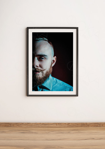 Фотокартина на холсте 50х70см «Портрет мужчины» — фото