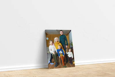 Фотокартина на холсте с подрамником 50х70см «Семья» — фото