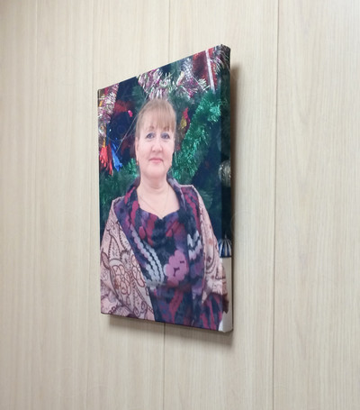 Портрет на холсте 30х40см «Татьяна 55 лет» — фото