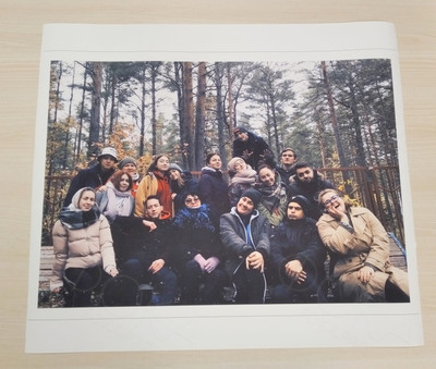 Фотокартина на холсте 60х40см «Прогулка в сосновом лесу» — фото