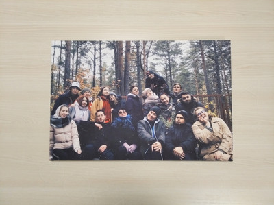 Фотокартина на холсте 60х40см «Прогулка в сосновом лесу» — фото