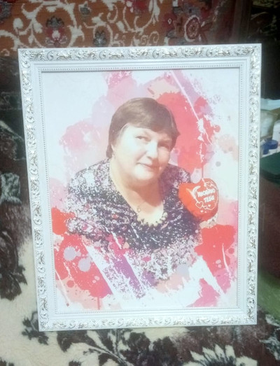 Фотокартина в стиле поп-арт на холсте в багете 40х50см «Портрет Ирины» — фото