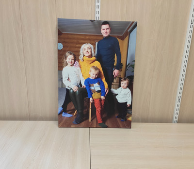 Фотокартина на холсте с подрамником 50х70см «Семья» — фото
