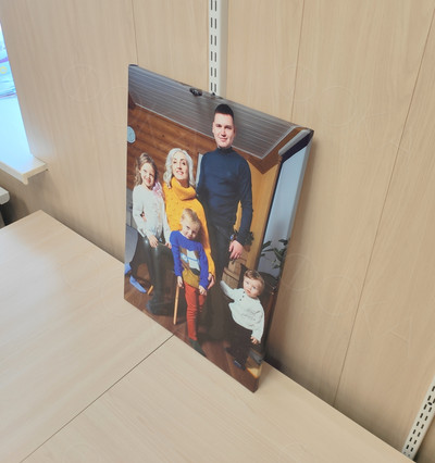 Фотокартина на холсте с подрамником 50х70см «Семья» — фото