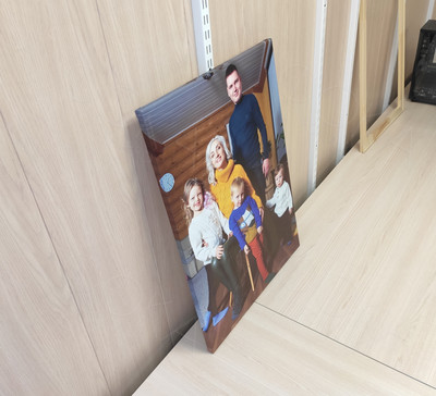 Фотокартина на холсте с подрамником 50х70см «Семья» — фото