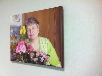 Фотокартина на холсте 50х40см «Бабушка» — фото